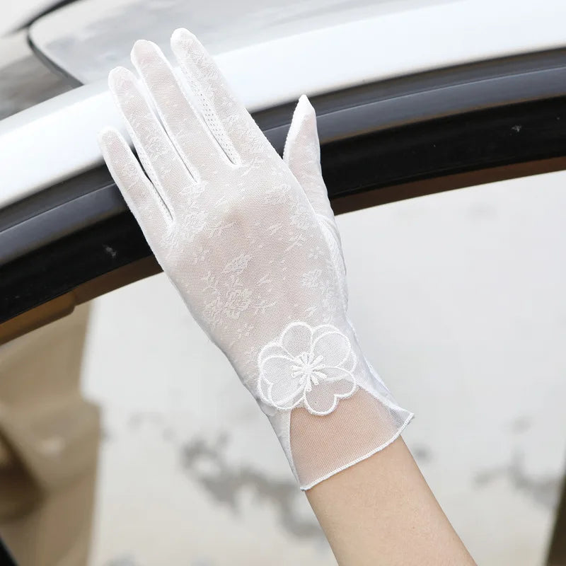 Sexy Spring Summer Women Autumn UV Sunscreen Short Sun Gloves Fashion Ice Silk Lace Driving Of Thin Touch Screen Gloves G07A
