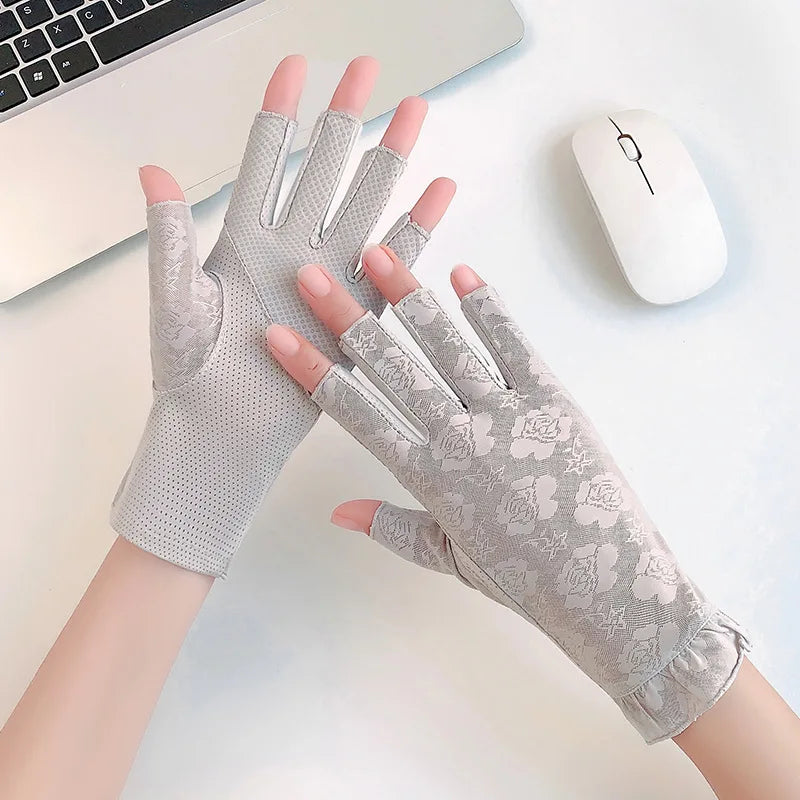 Women Summer Sunscreen Lace Flowers Driving Cycling Breathable Half Finger Gloves Thin Mesh Ice Silk Touch Screen Anti-Slip